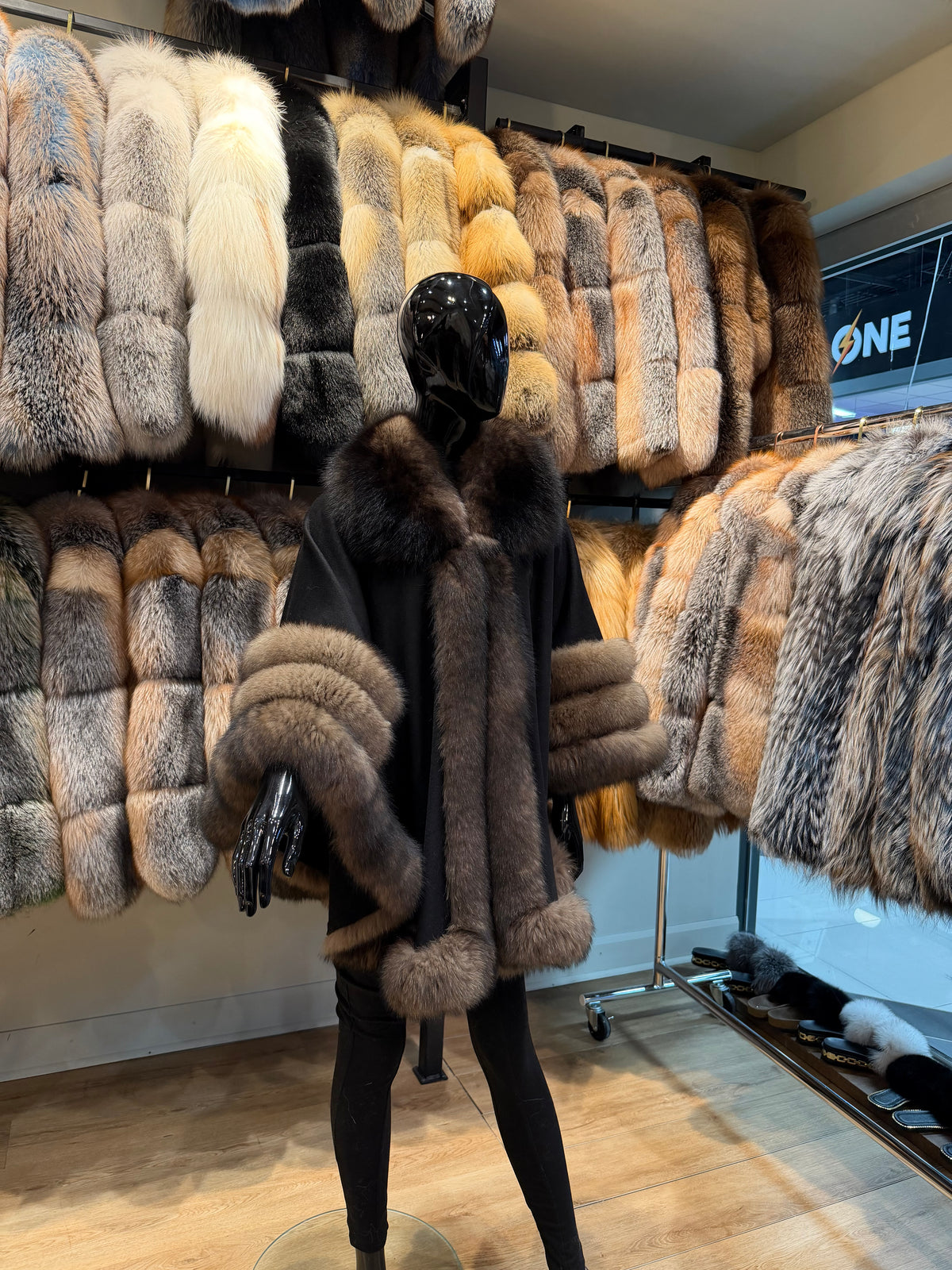 Luxury Cashmere Poncho with Real Fox Fur Trim | Elegant Winter Wrap | Soft Cape Shawl for Women