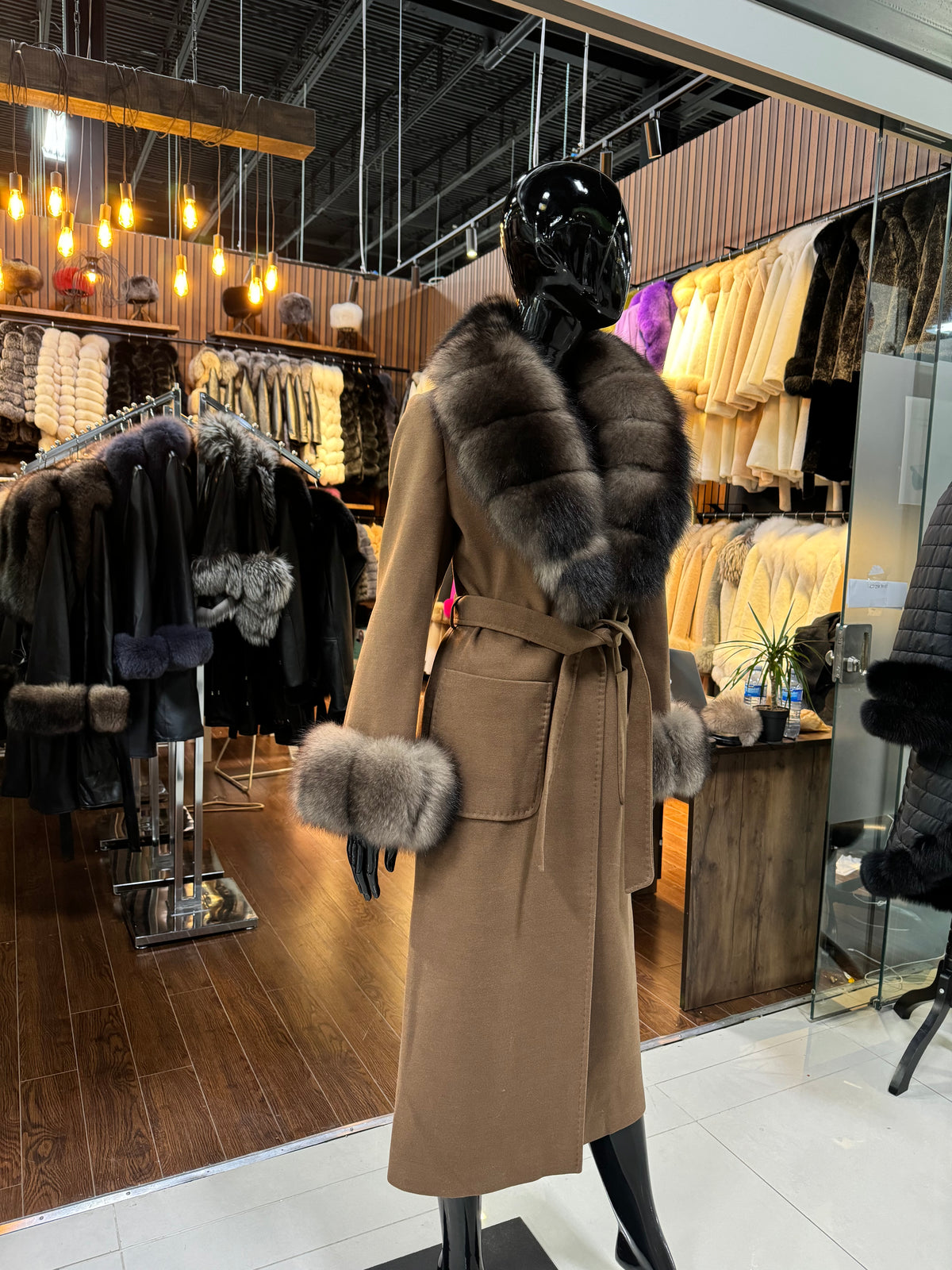 Brown Fox Fur & Cashmere Coat with Belt – Luxury Women’s Winter Overcoat