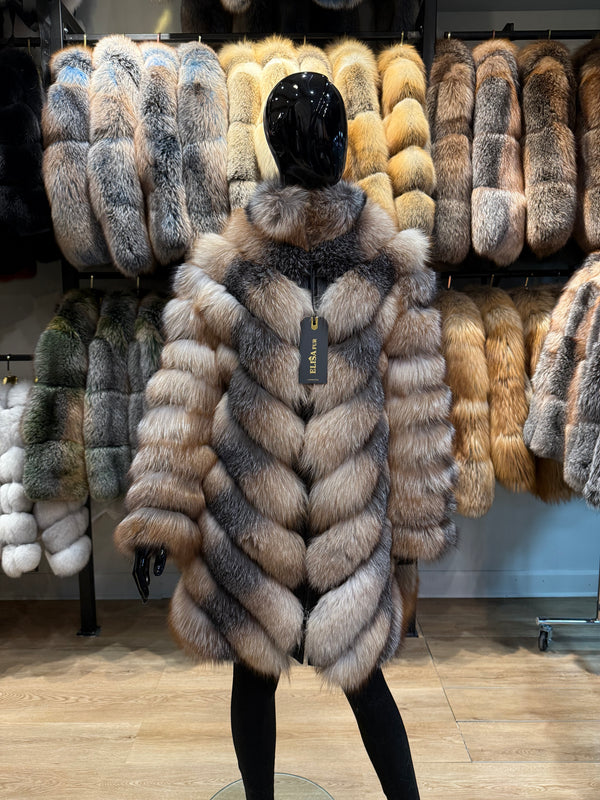 Ultra Luxury Genuine Fox Fur Coat – Handcrafted Voluminous Design
