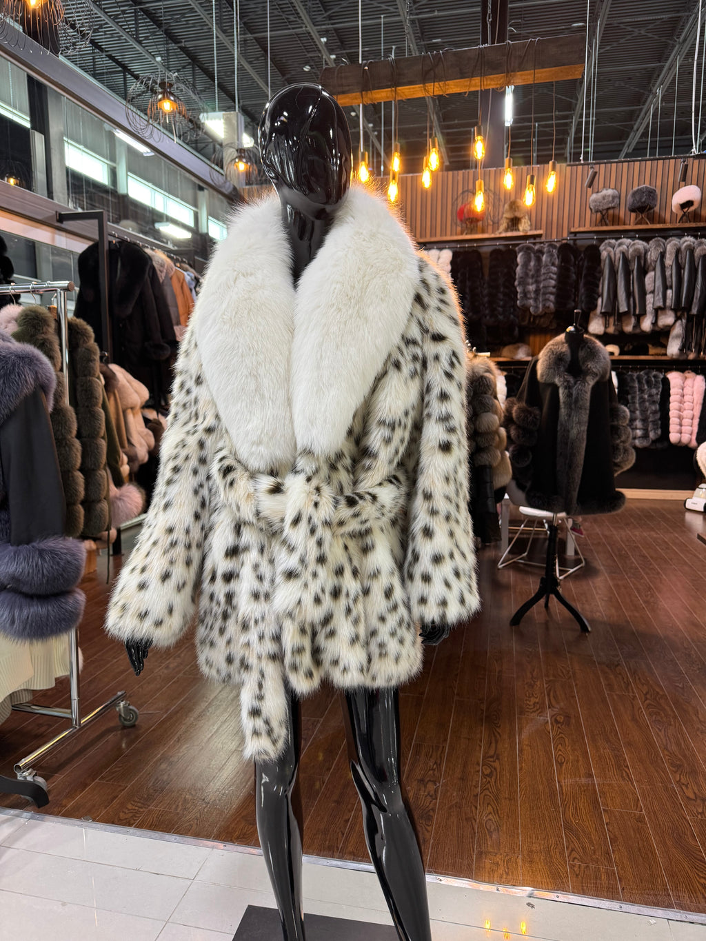 Fox Fur Collar And Vegan Lynx Fur Coat