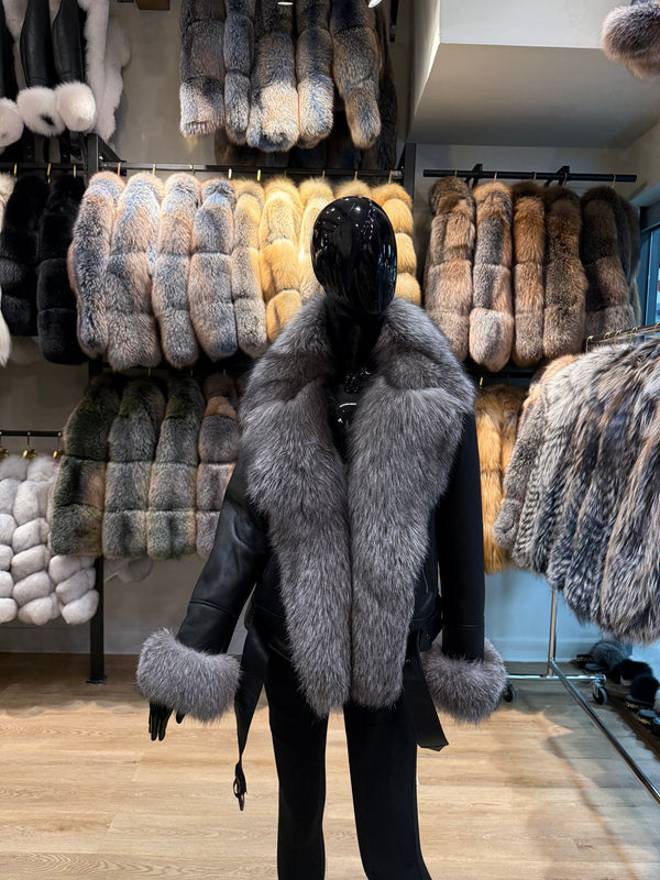 Silver Frost Fox Fur & Shearling Leather Belted Jacket – Luxury Design