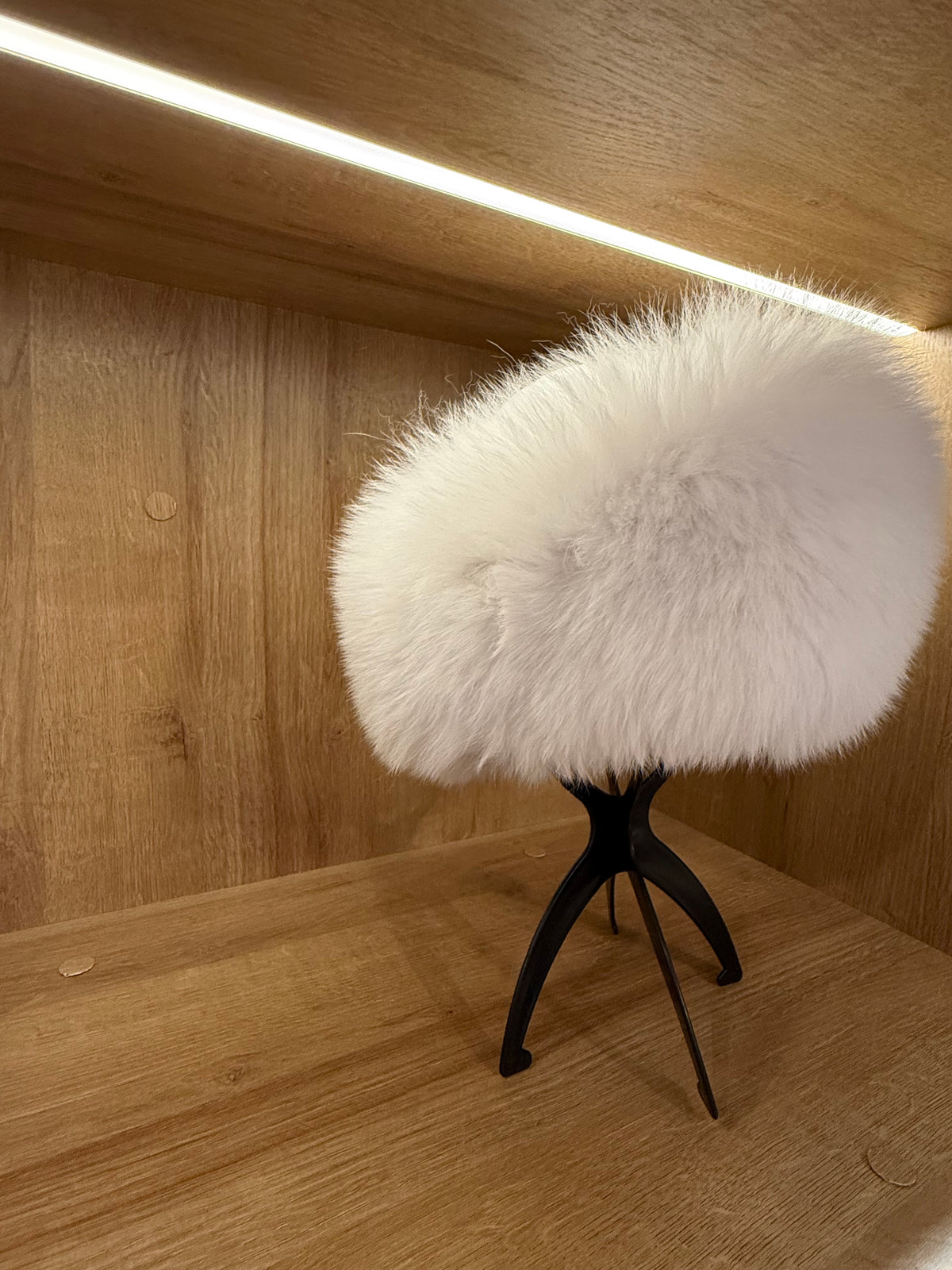 White Fox Fur & Genuine Leather Luxury Hat