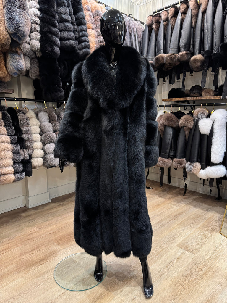 Luxury Black Fox Fur Coat – 130 cm | Premium Real Fox Fur | Full Length