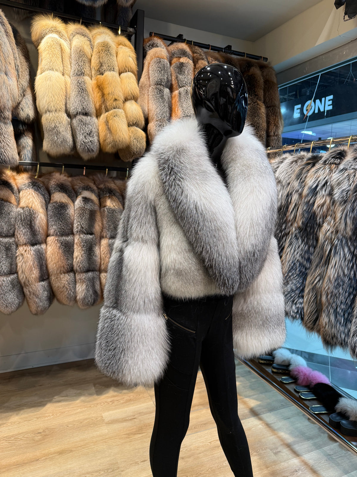 One-Piece White Frost Fur Jacket – Luxury Handmade Women’s Winter Coat
