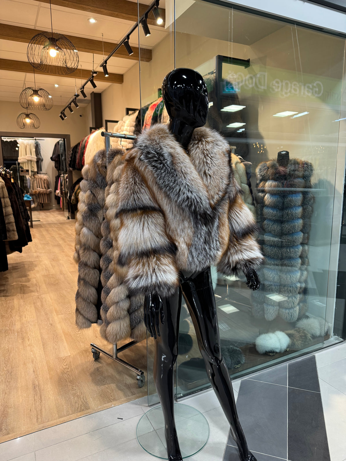 Natural Fox Fur Jacket – Luxury Handmade Fur Coat – Women’s Winter Outerwear – Unique Fox Fur Fashion