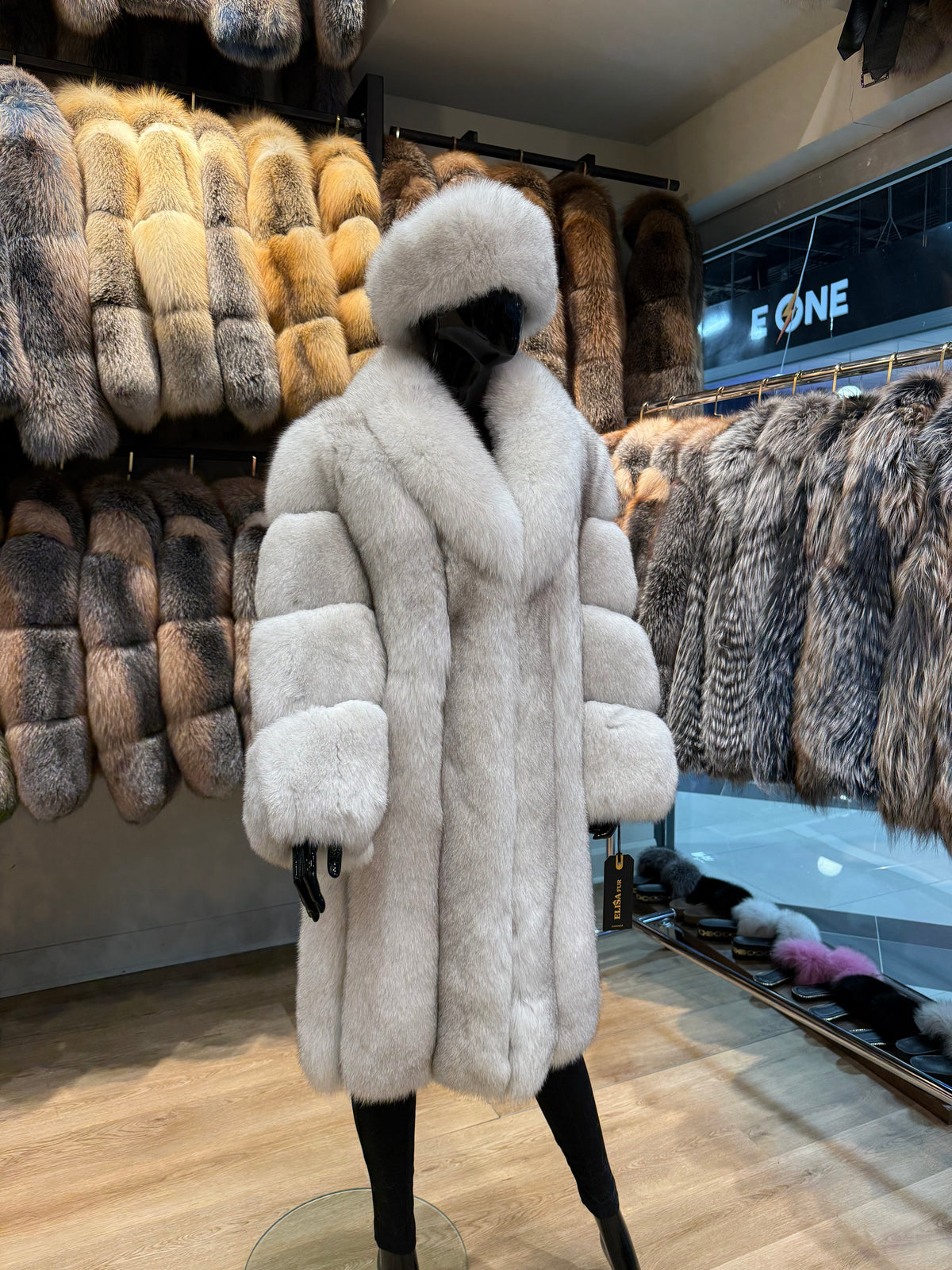 White Fox Fur Long Coat – Luxury & Ultra-Warm Real Fur Jacket