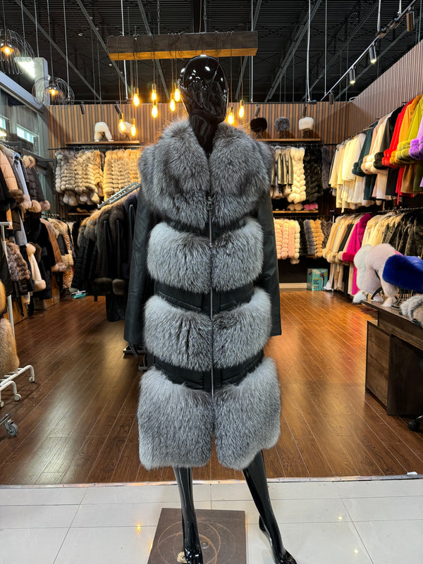 Long Silver Fox Fur & Genuine Leather Coat – Detachable Sleeves & Convertible Luxury Vest
