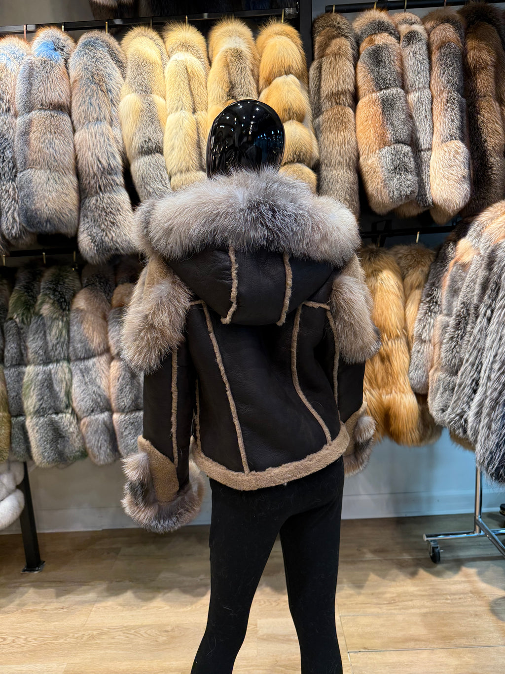 Luxury Genuine Leather & Fox Fur Jacket – Fur-Lined with Detachable Hood | 2-in-1 Design