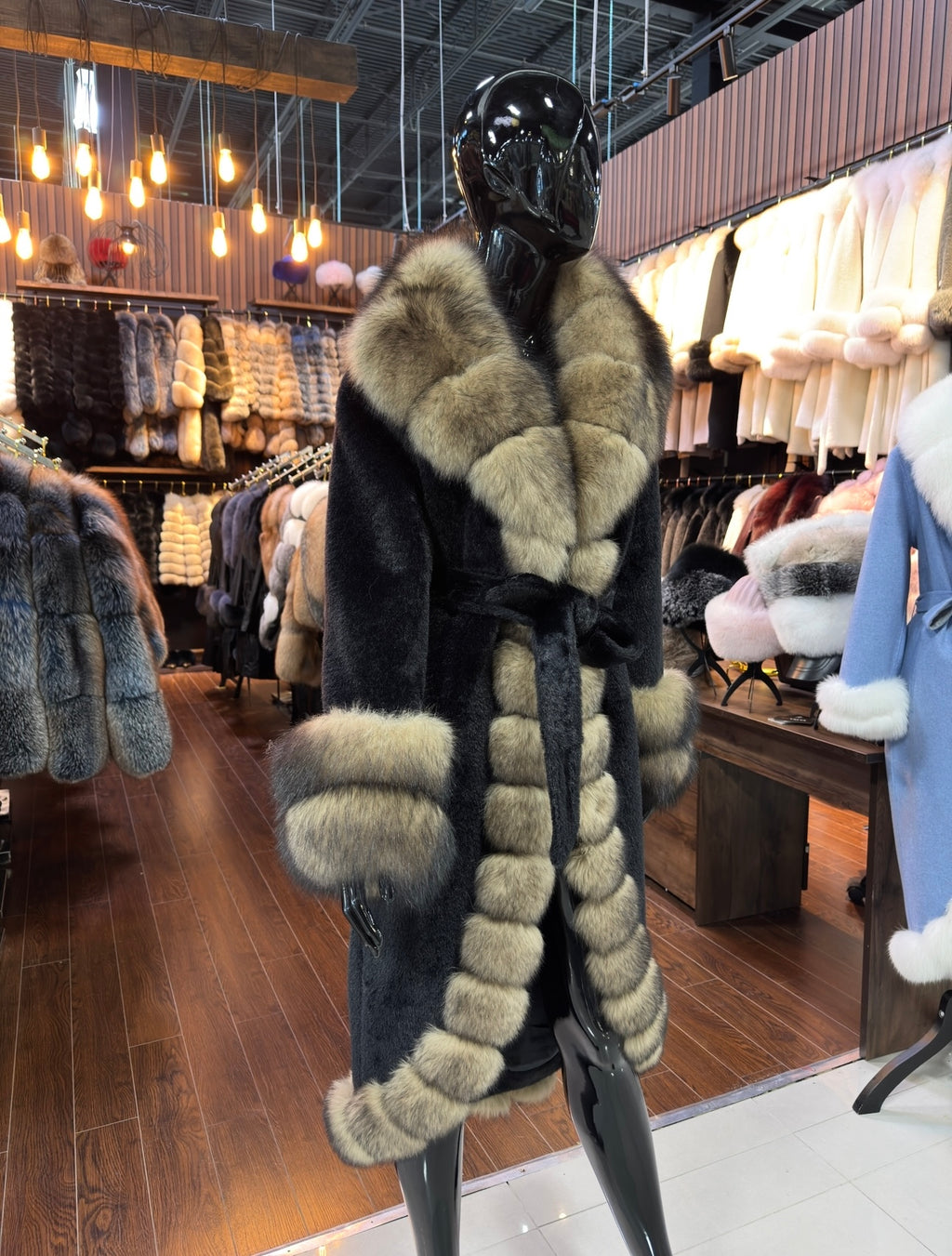 Genuine Fox Fur & Soft Alcantara Luxury Coat – Handmade Elegant Design