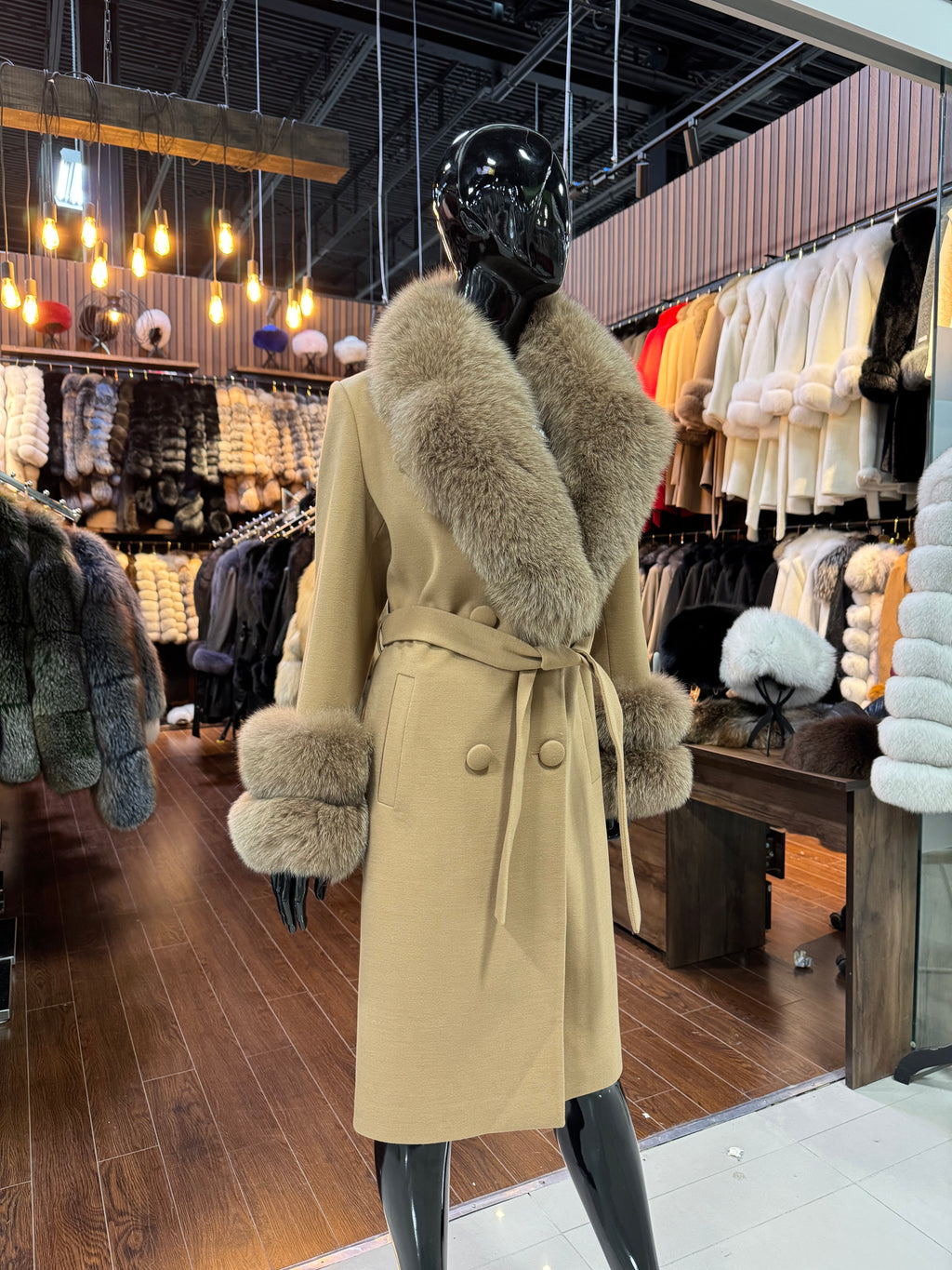Brown Cashmere & Fox Fur Coat with Buttons & Belt – Luxury Women’s Jacket