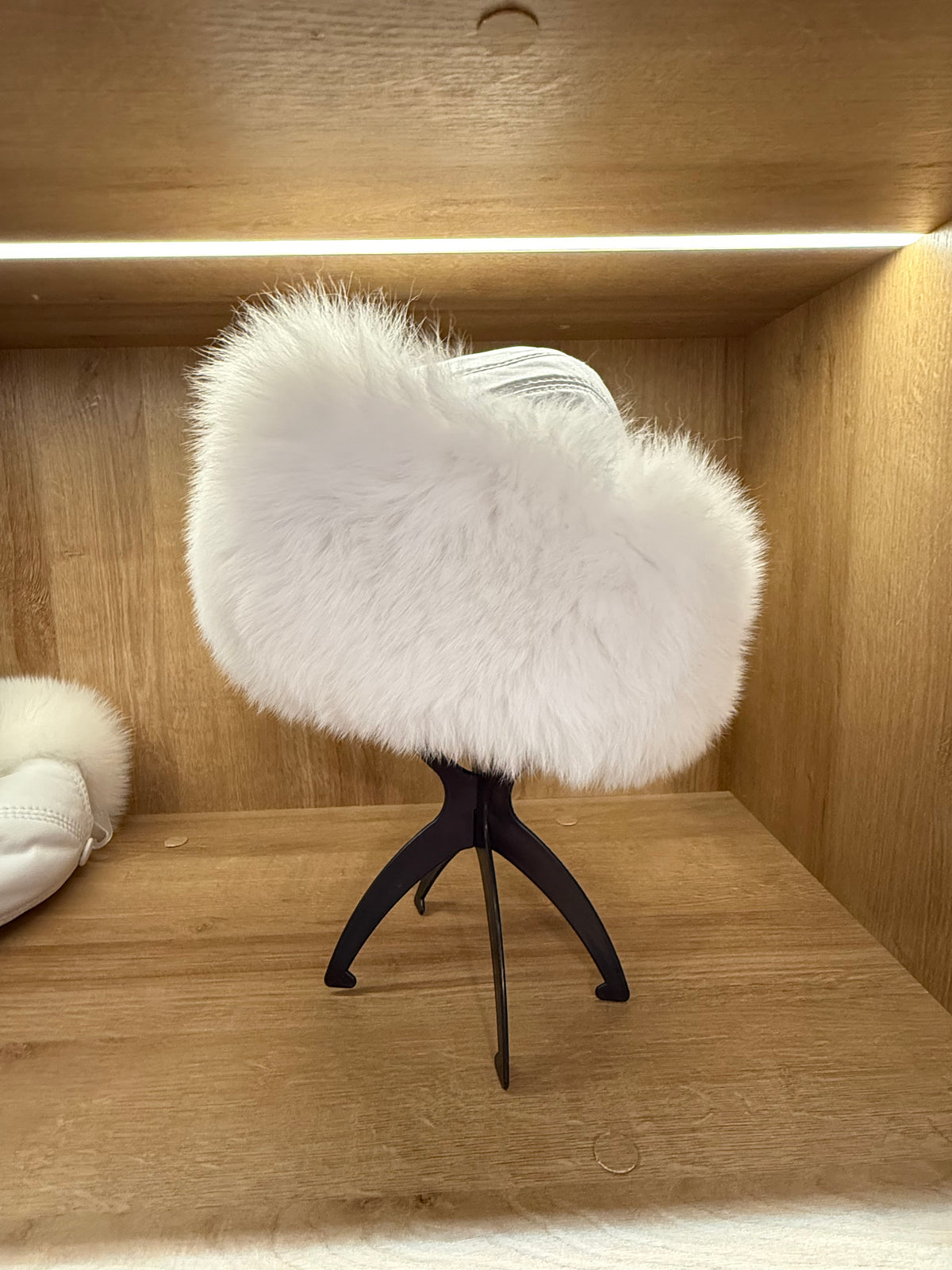 White Fox Fur & Genuine Leather Luxury Hat