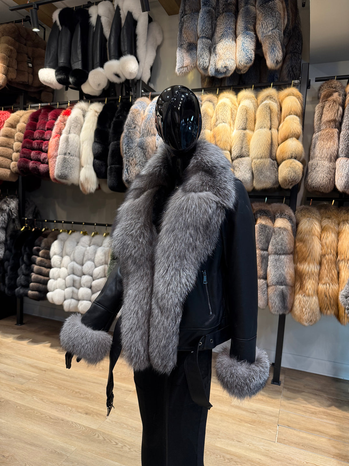 Silver Frost Fox Fur & Shearling Leather Belted Jacket – Luxury Design