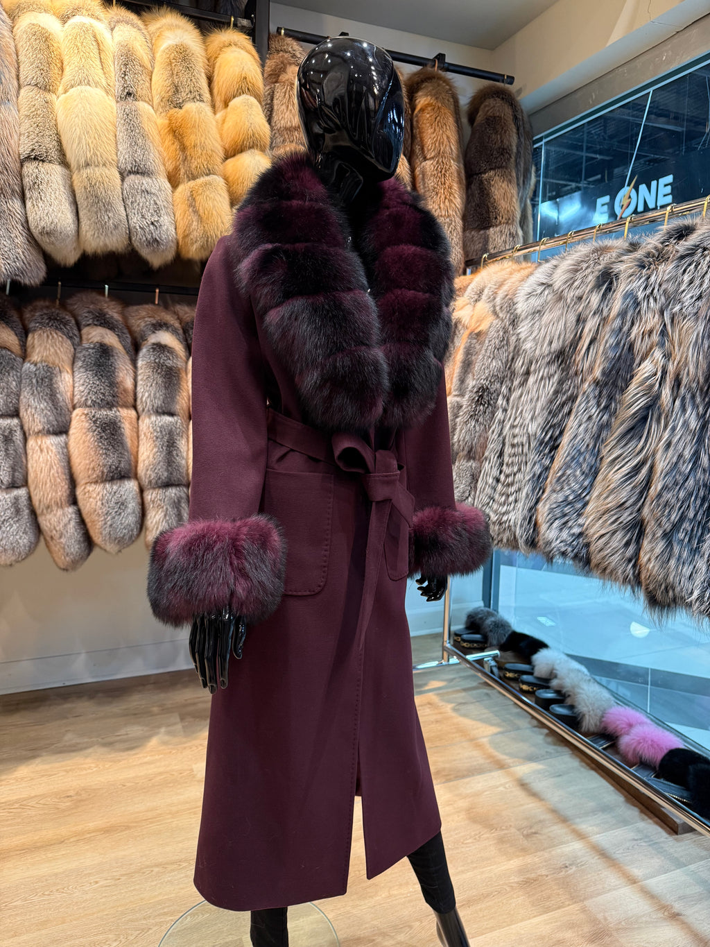 Luxury Genuine Fox Fur & Cashmere Coat – Elegant Winter Design