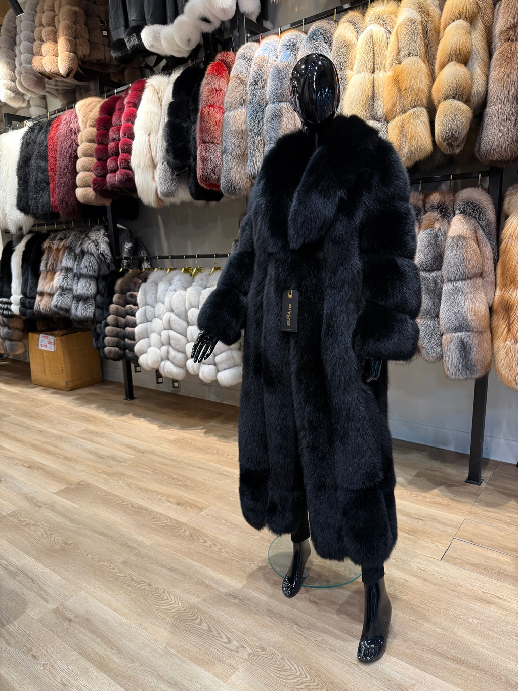 Luxury Black Fox Fur Coat – 130 cm | Premium Real Fox Fur | Full Length