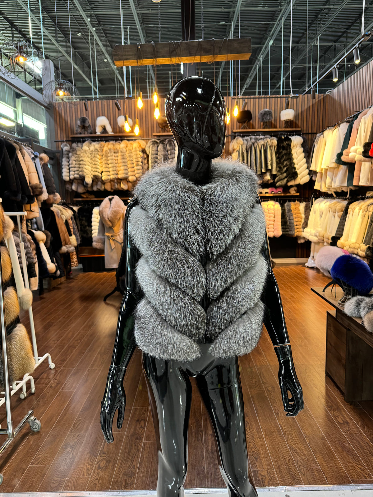 Silver Real Fox Fur Coat with Detachable Sleeves – Luxury Convertible Vest