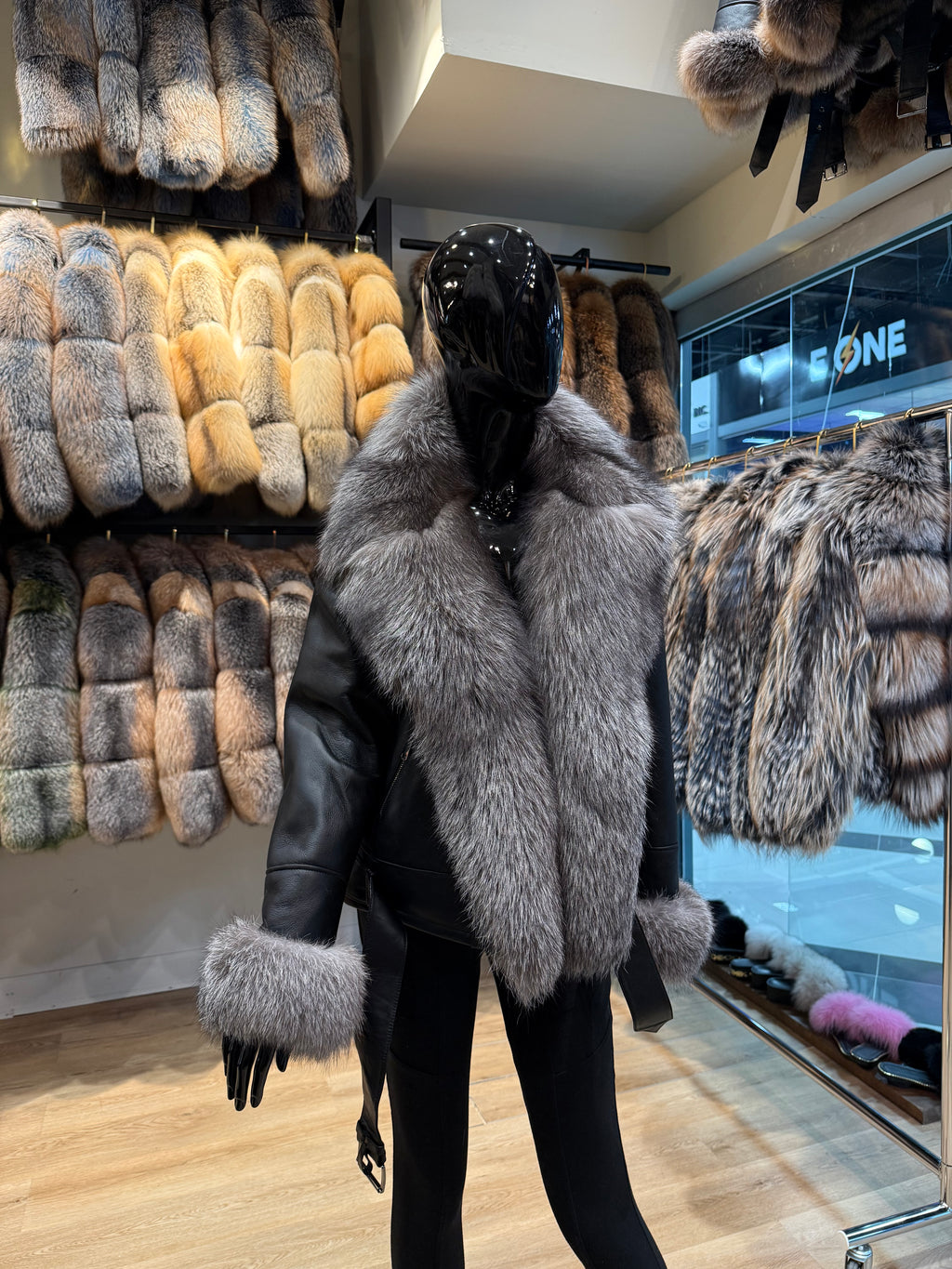Silver Frost Fox Fur & Shearling Leather Belted Jacket – Luxury Design