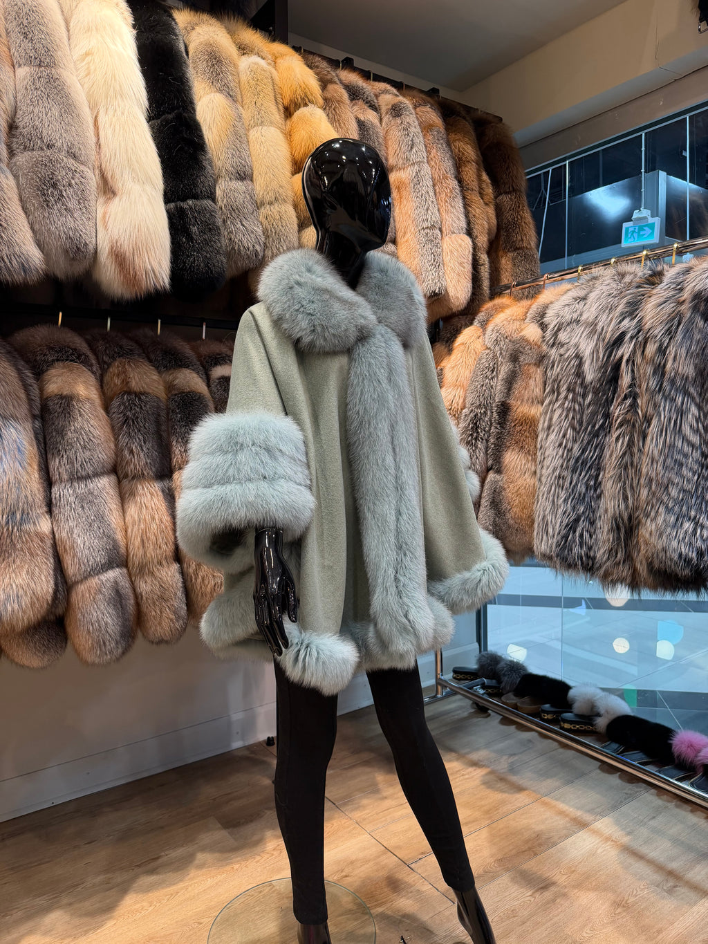 Luxury Light Green Fox Fur & 100% Cashmere Poncho – Exclusive Custom Color
