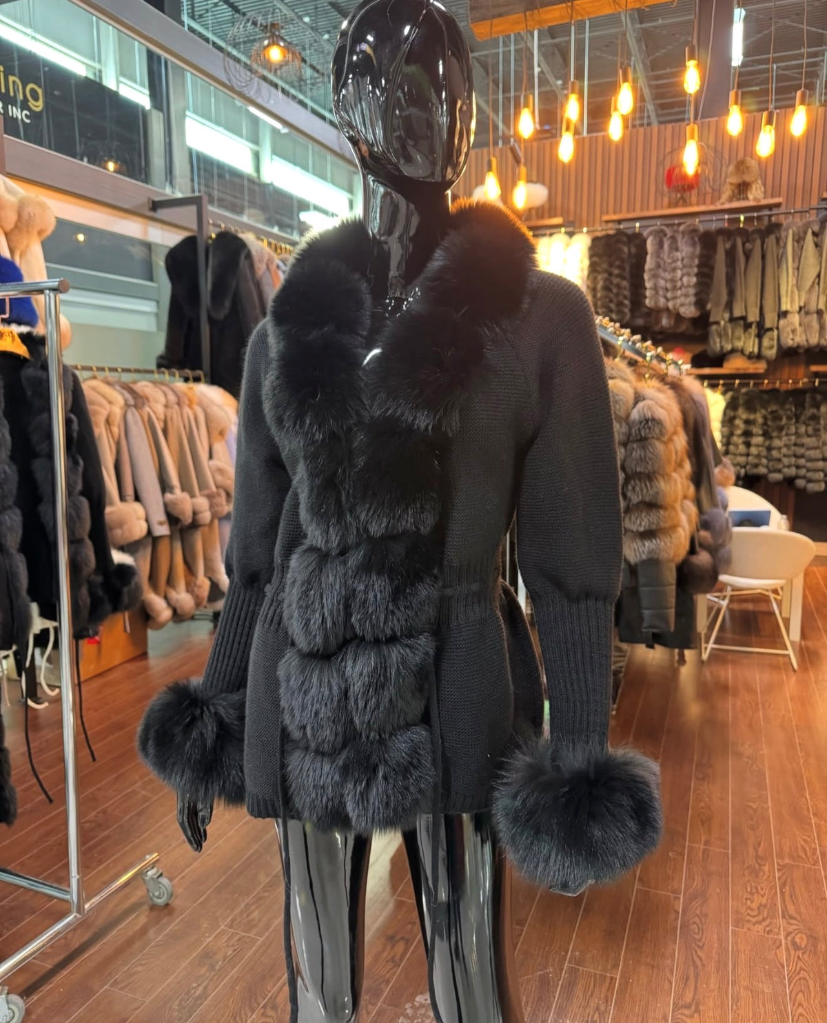 Luxury Fox Fur & Knit Fabric Jacket – Exclusive Designer Collection