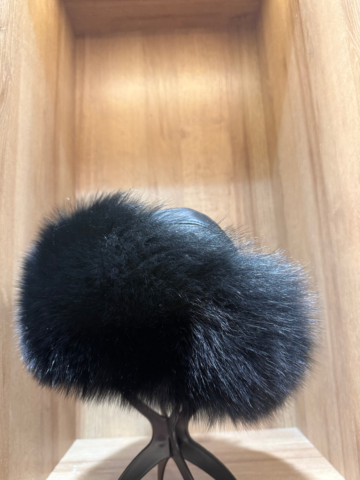 Black Fox Fur & Genuine Leather Luxury Hat