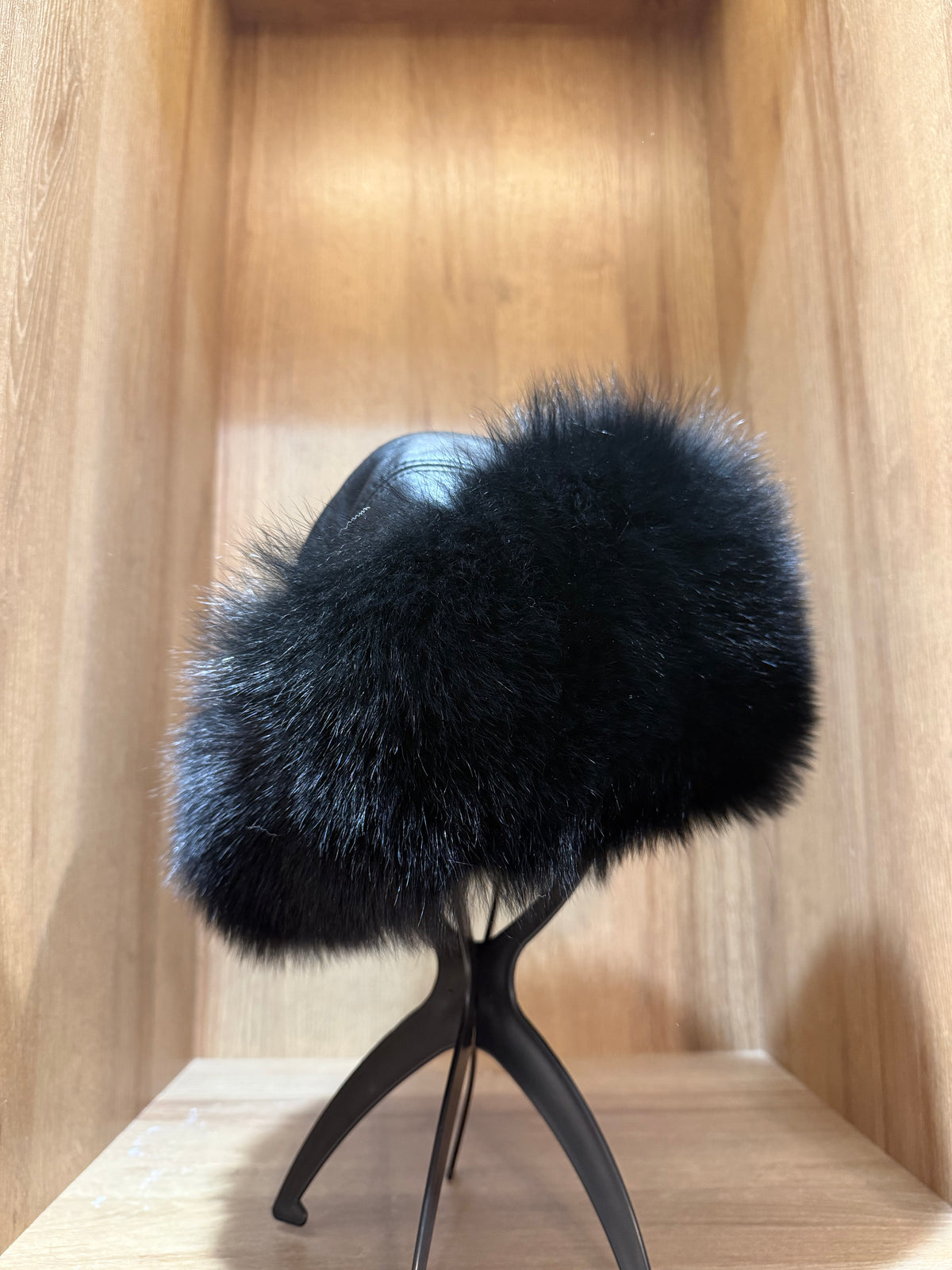 Black Fox Fur & Genuine Leather Luxury Hat