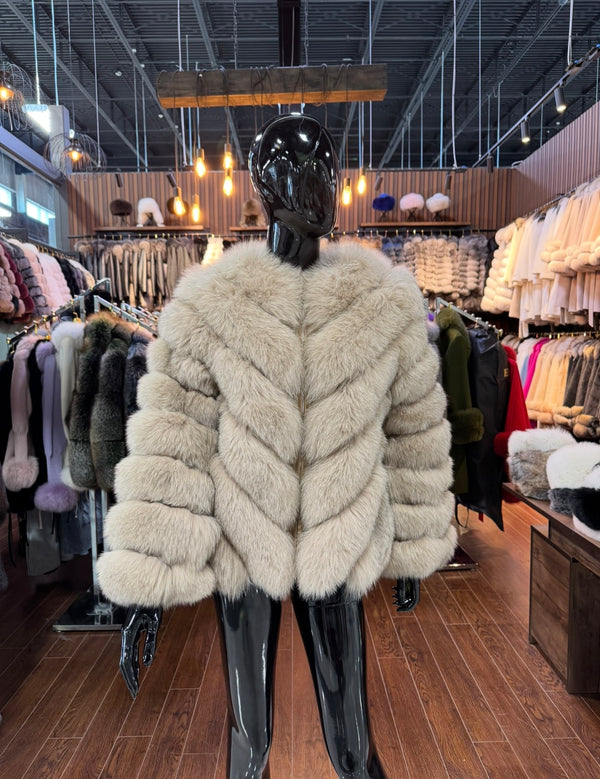 Brown Fox Fur Coat for Women – Luxury Warm Winter Jacket