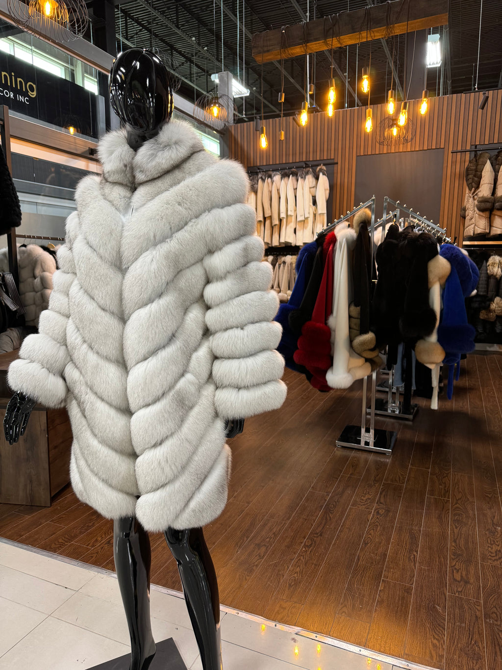 100% Fox Fur Luxury Winter Coat with Genuine Leather Trim