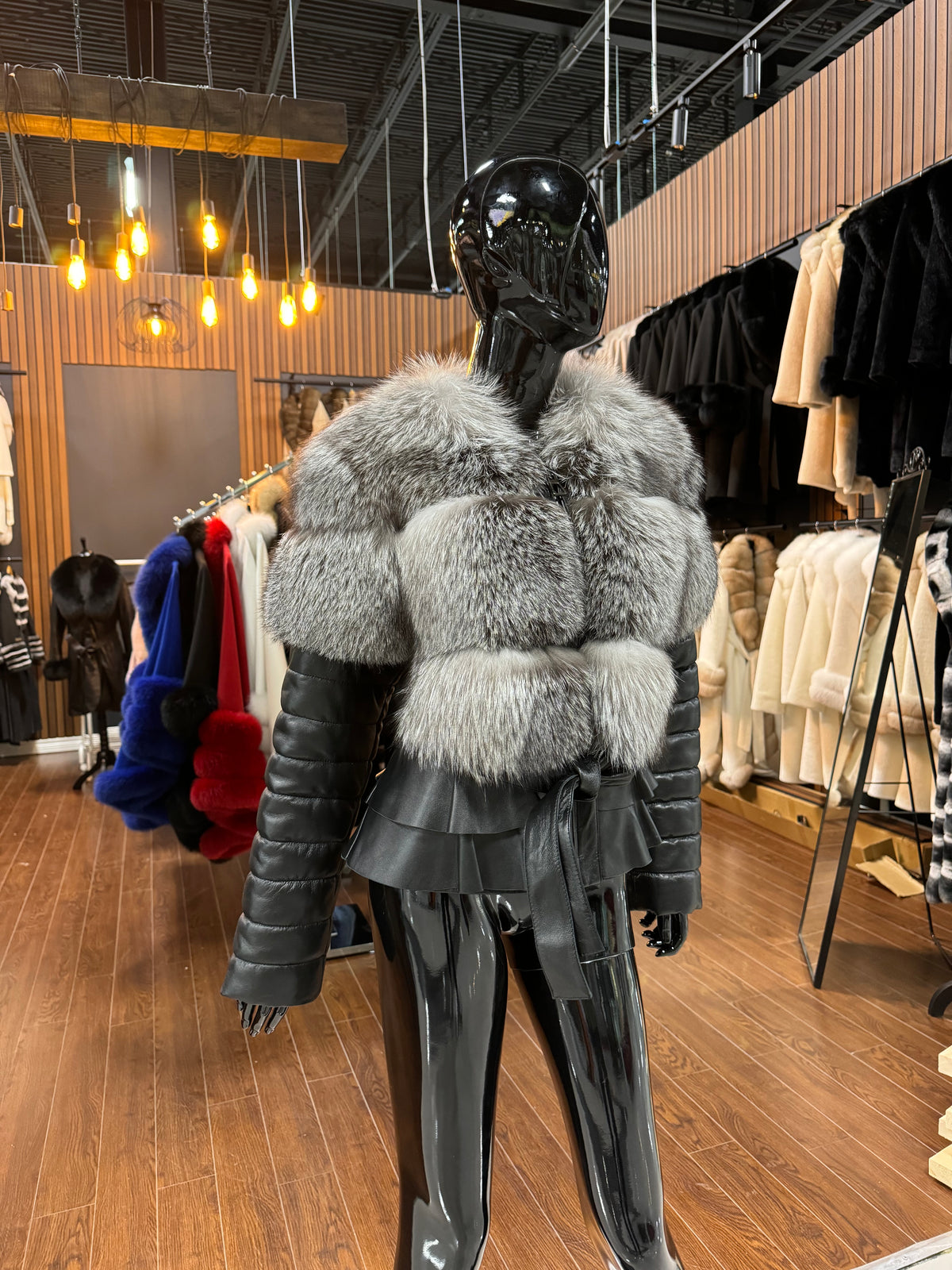 Silver Fox Fur & Genuine Leather Jacket – Luxury Designer Women’s Coat