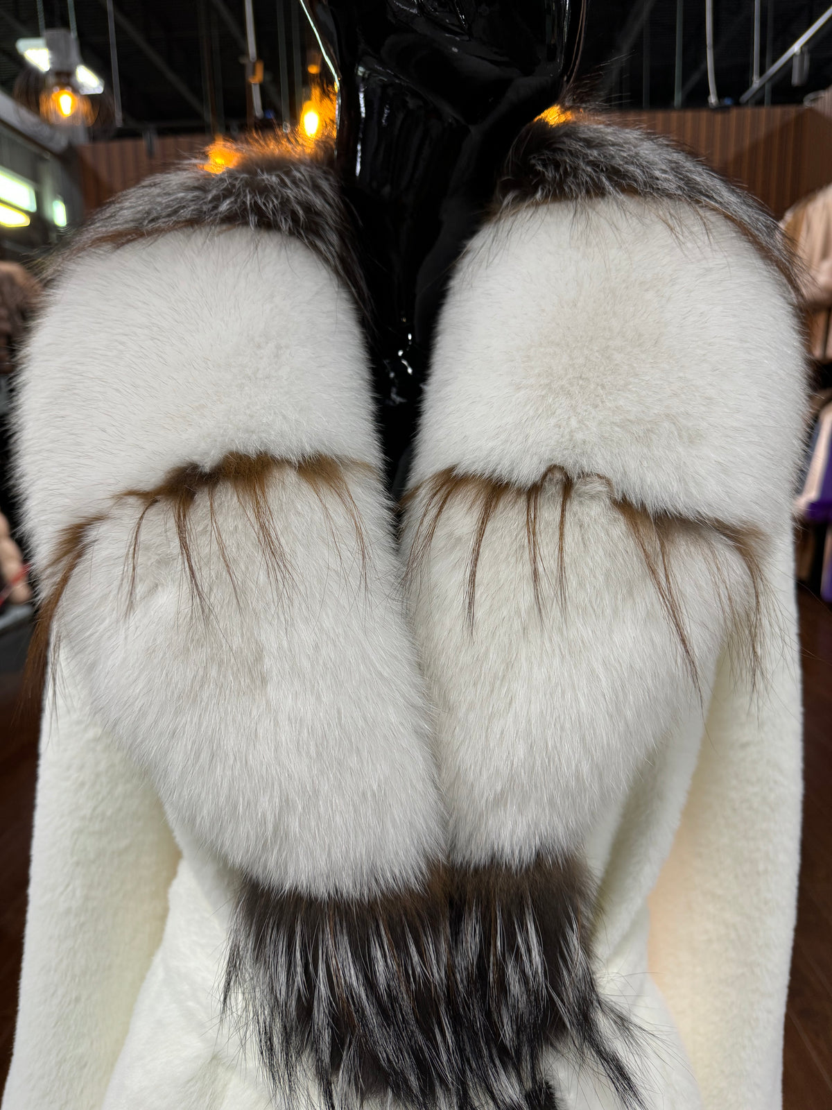 White Alcantara & Fox Fur Coat for Women – Luxury Warm Winter Jacket