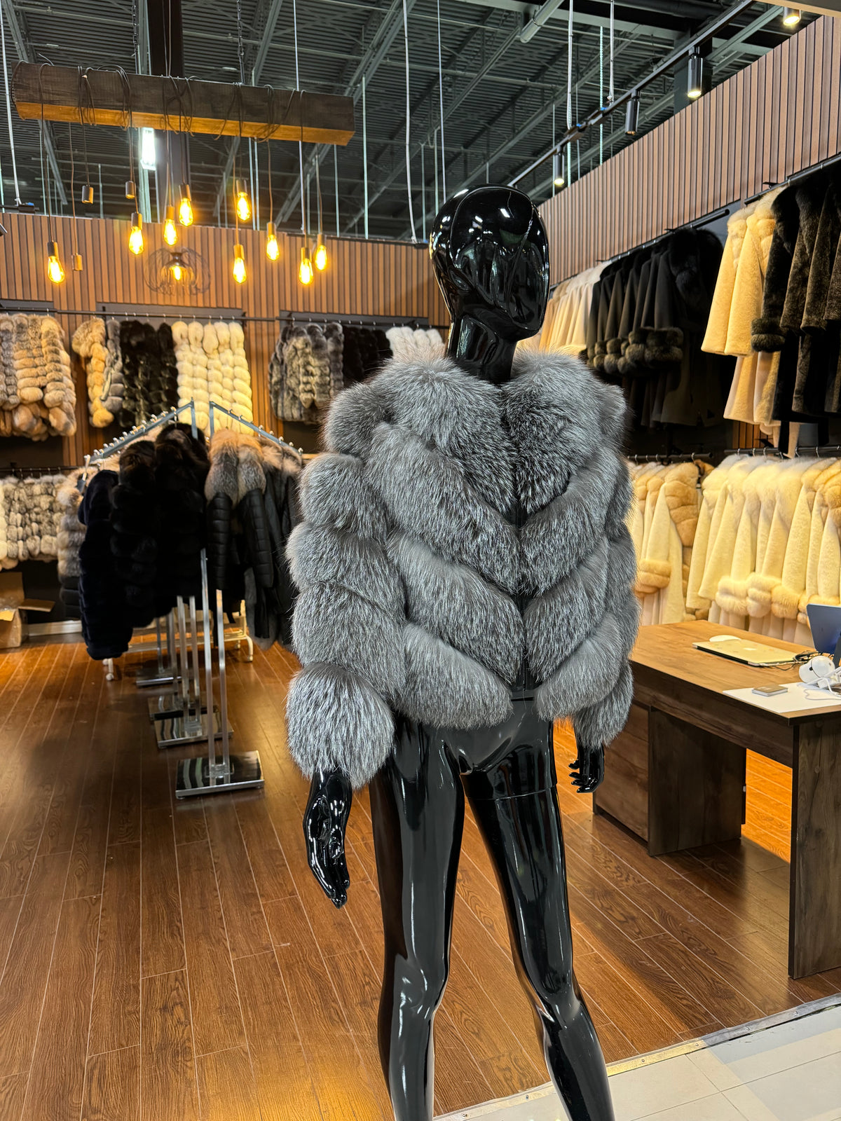 Silver Real Fox Fur Coat with Detachable Sleeves – Luxury Convertible Vest