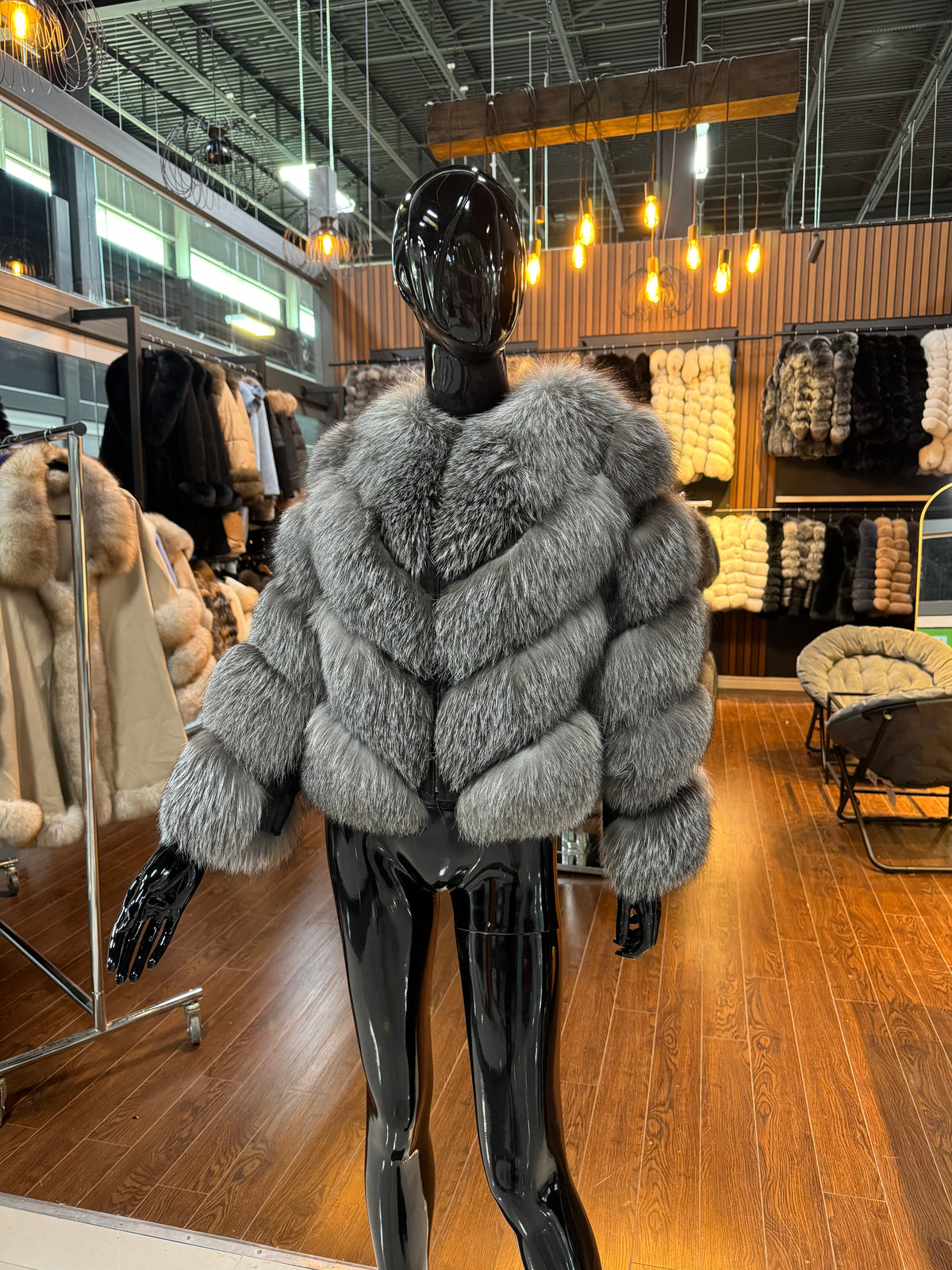 Silver Real Fox Fur Coat with Detachable Sleeves – Luxury Convertible Vest