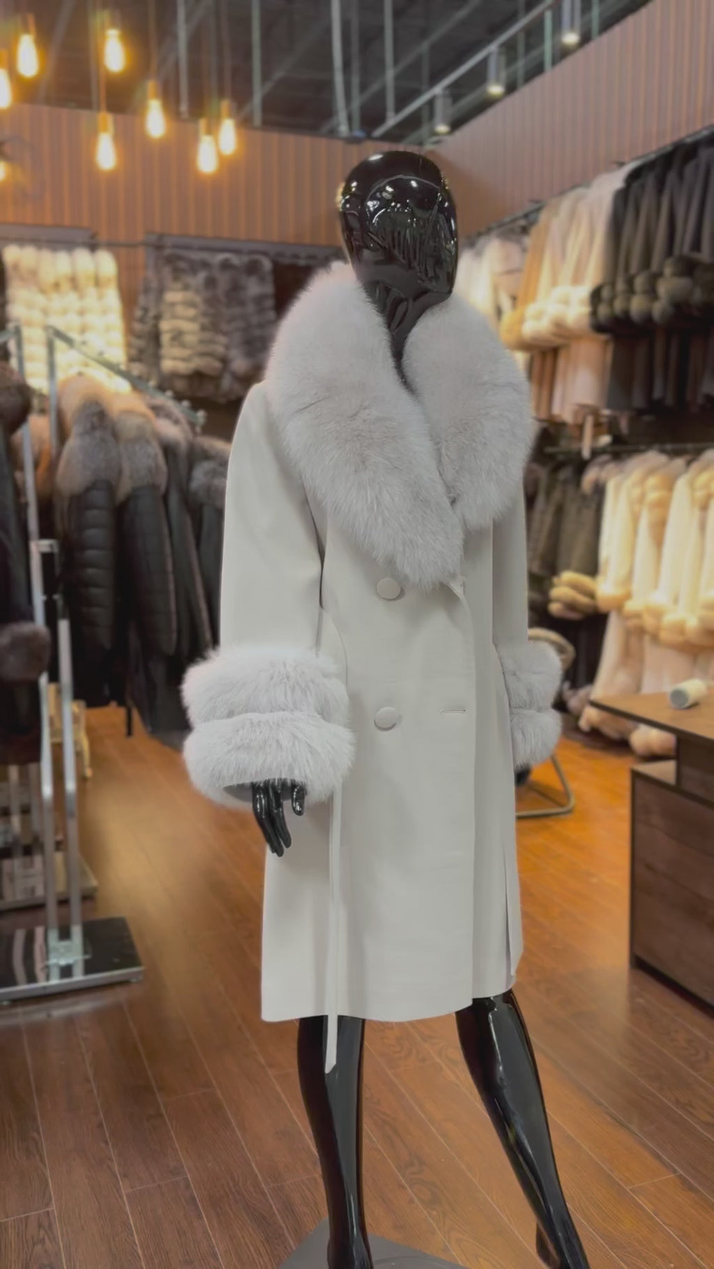 Beige Cashmere & Real Fox Fur Coat with Buttons & Belt – Luxury Women’s Jacket